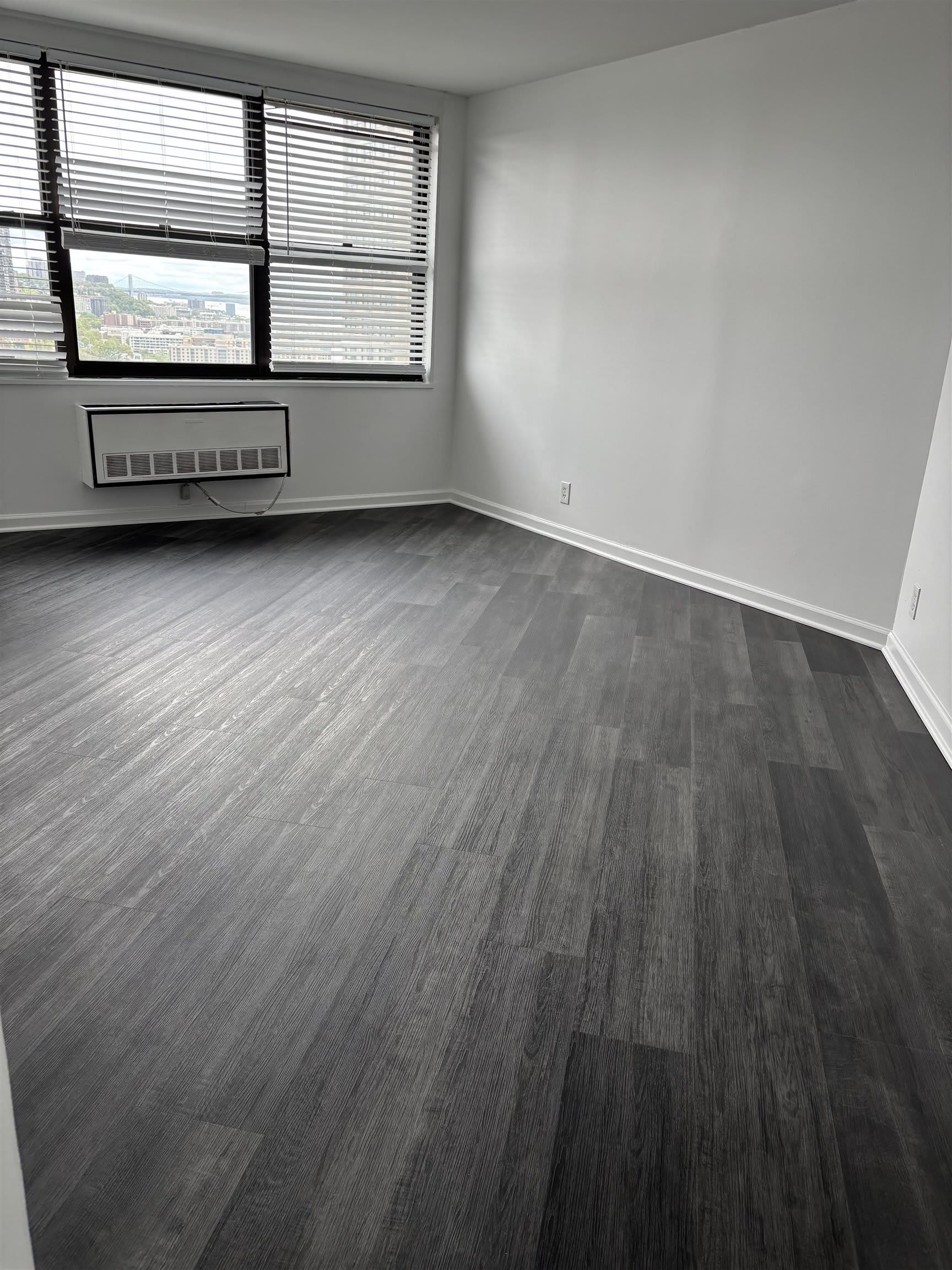 7000 BLVD E – photo 4