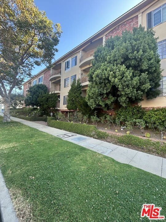 1818 Pelham Ave – photo 3