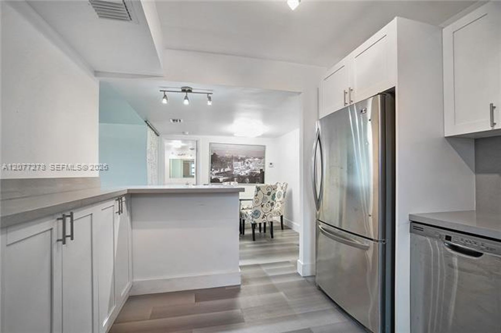 9273 Collins Ave Cu 309 Surfside Fl 33154 – photo 1
