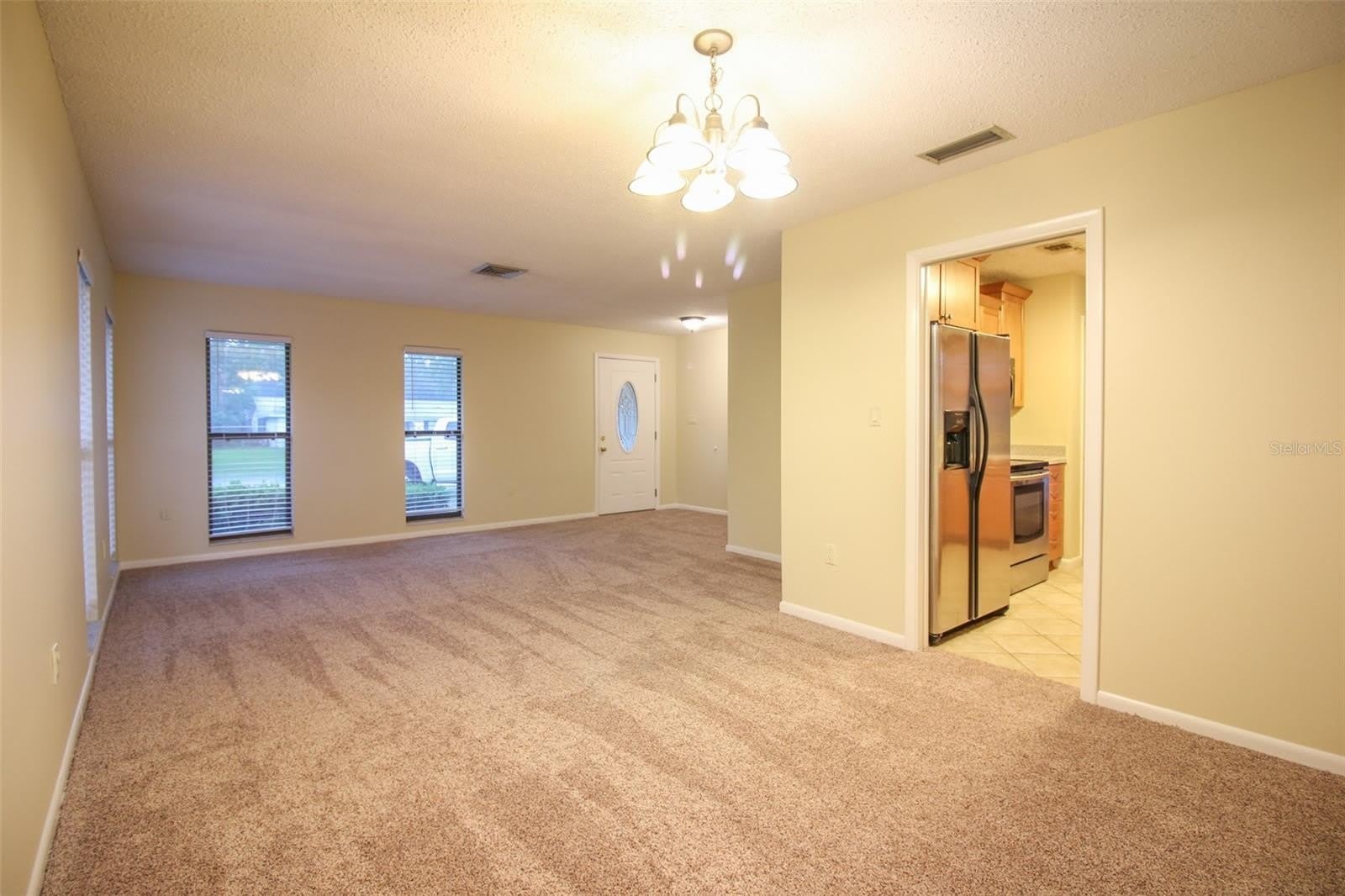 2014 CHARNES Drive – photo 4