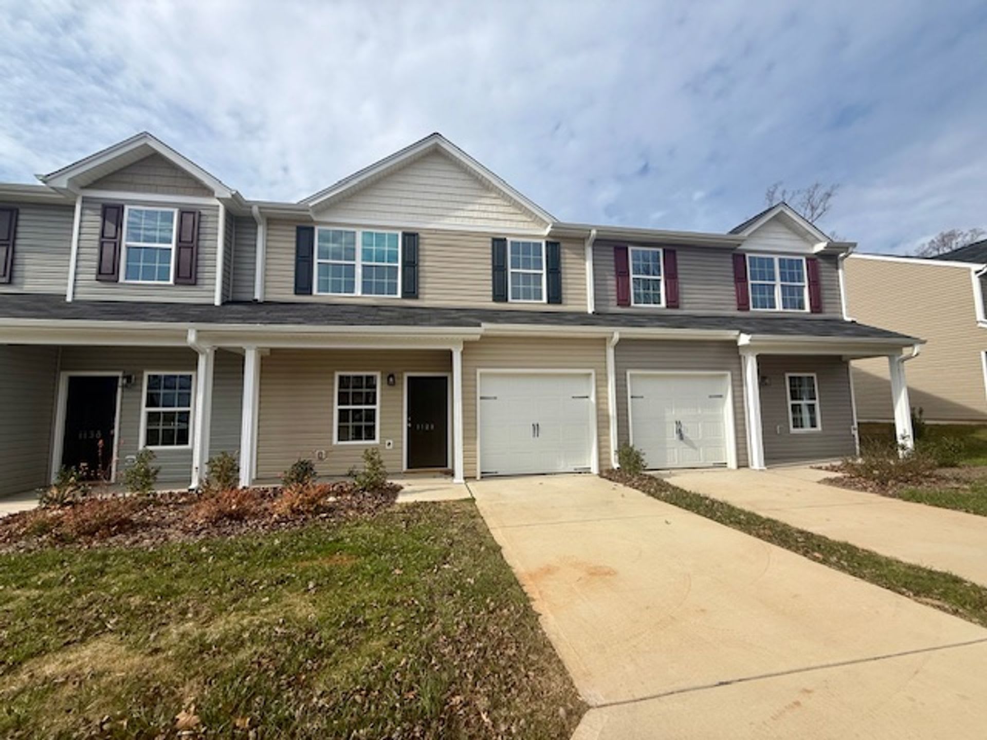 Two Bedroom 2 5 Bath Townhome In Ridge Creek Whitsett Save 1050 – photo 3