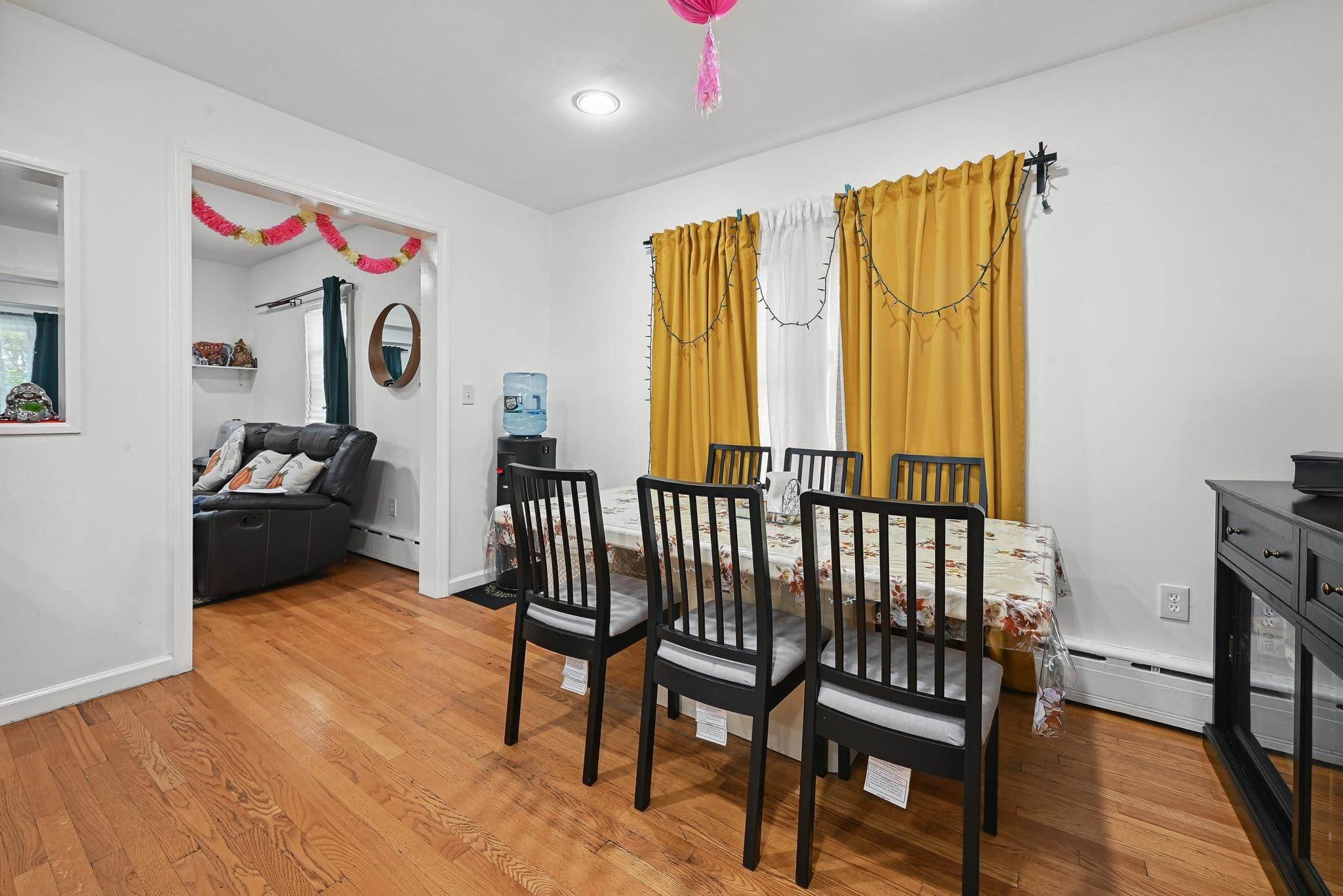 13 Herbert Ave – photo 4
