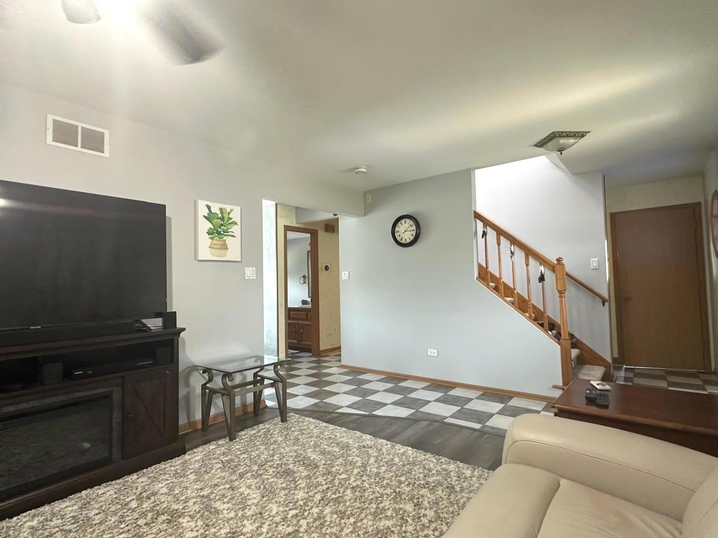 7005 MANCHESTER Drive – photo 4