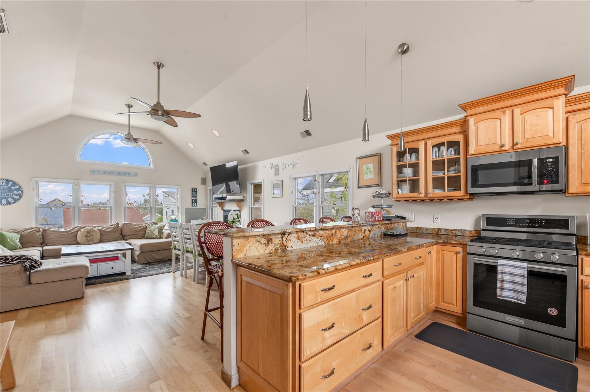 22 Bungalow – photo 4