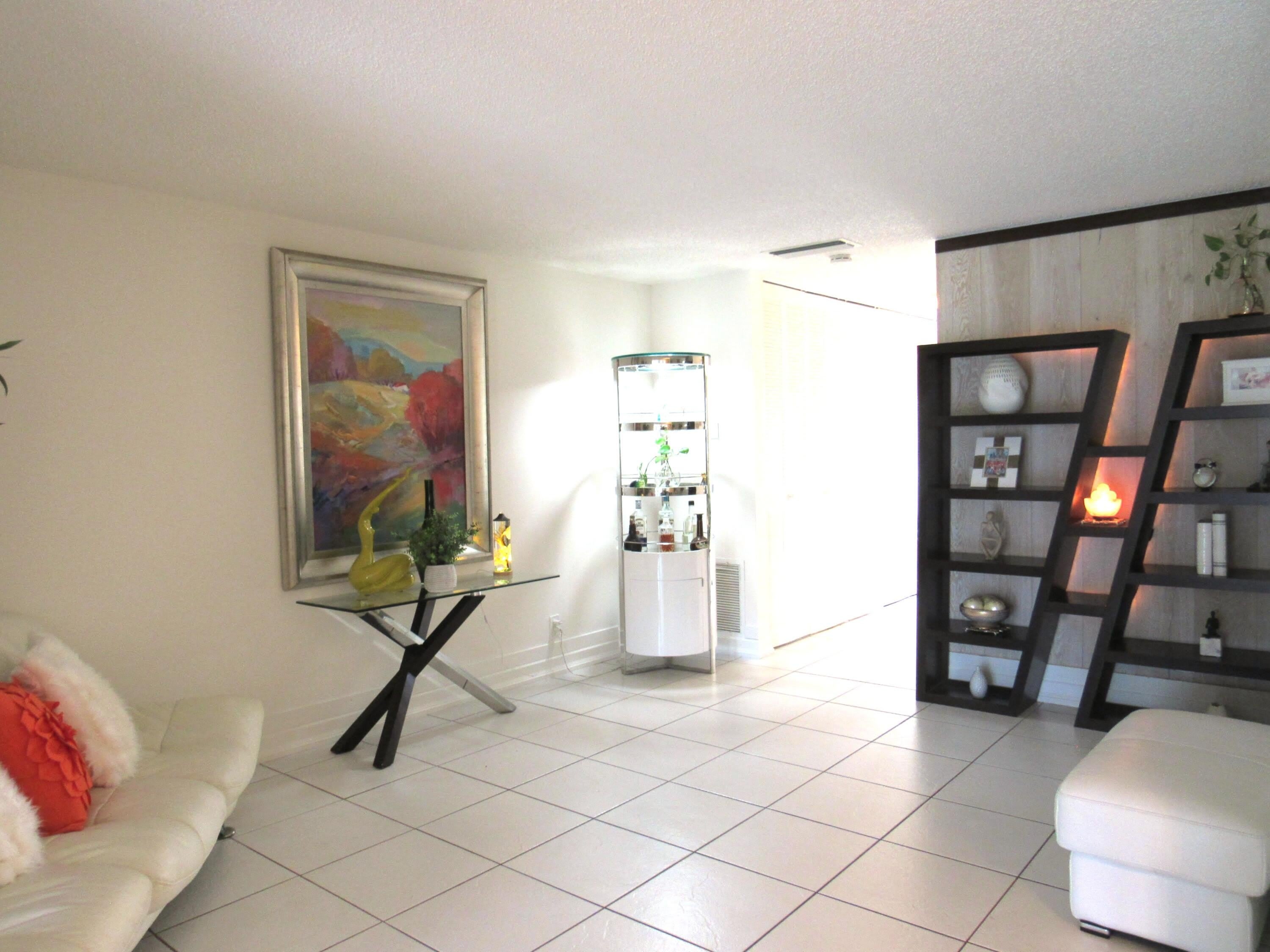 5780 Fernley Drive W – photo 3