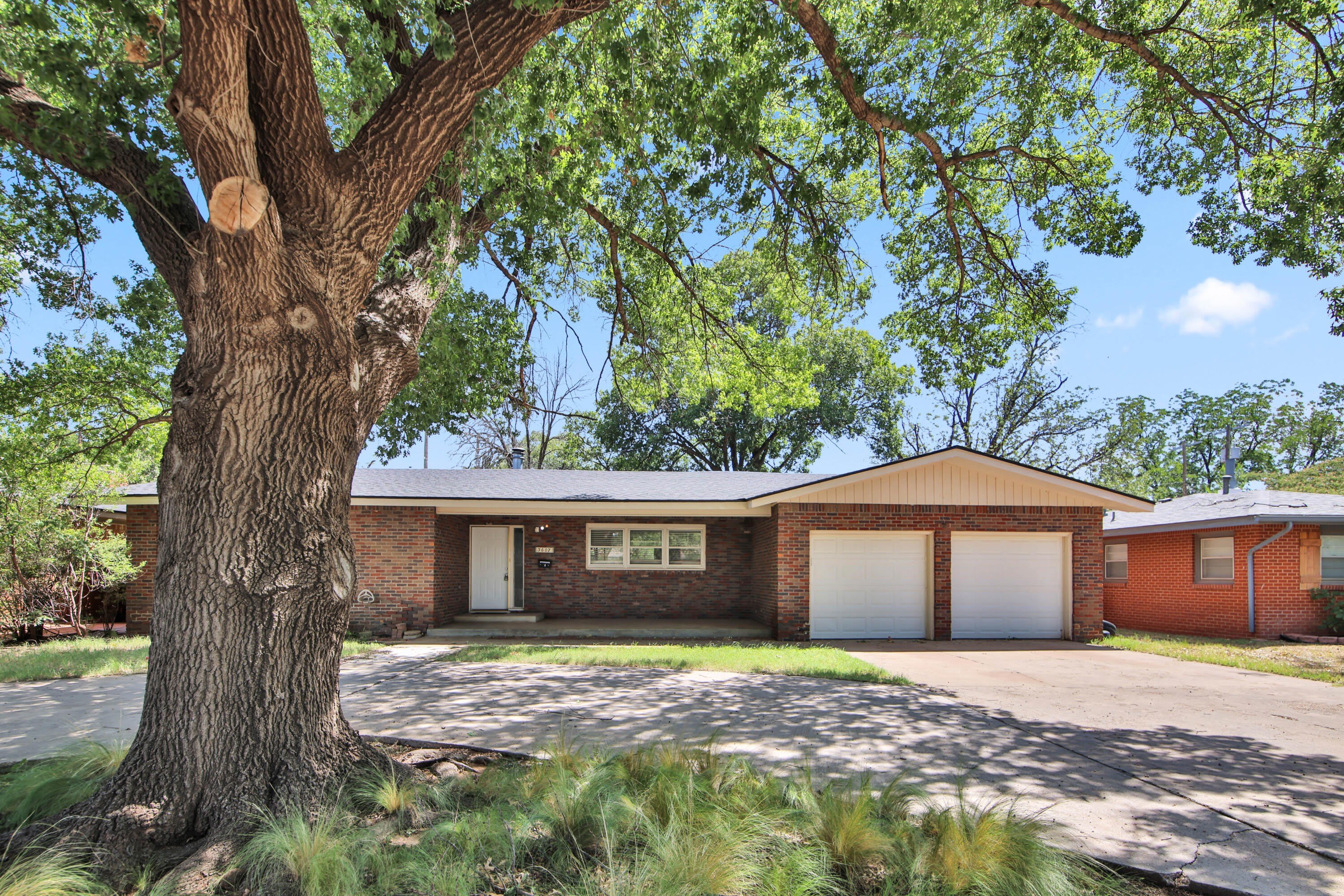 3607 45th Street – photo 2