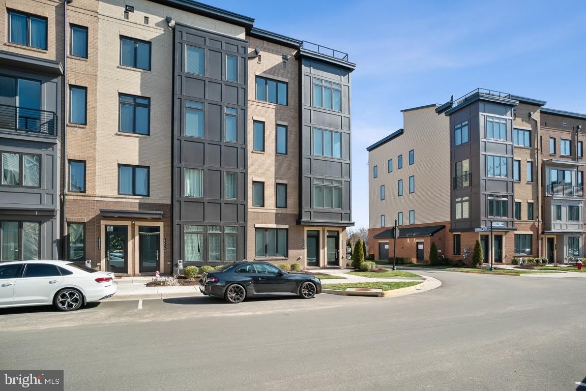 23540 NEERSVILLE CORNER Terrace – photo 3