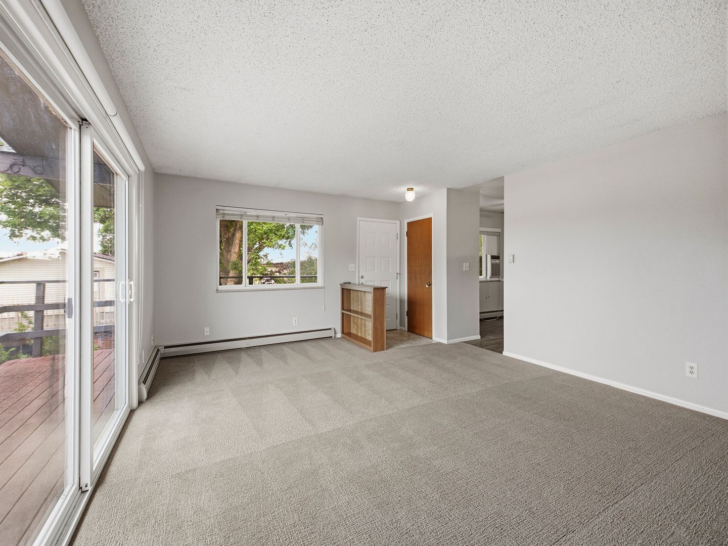 3 Bed 2 Bath Duplex Across From Lake Loveland – photo 3
