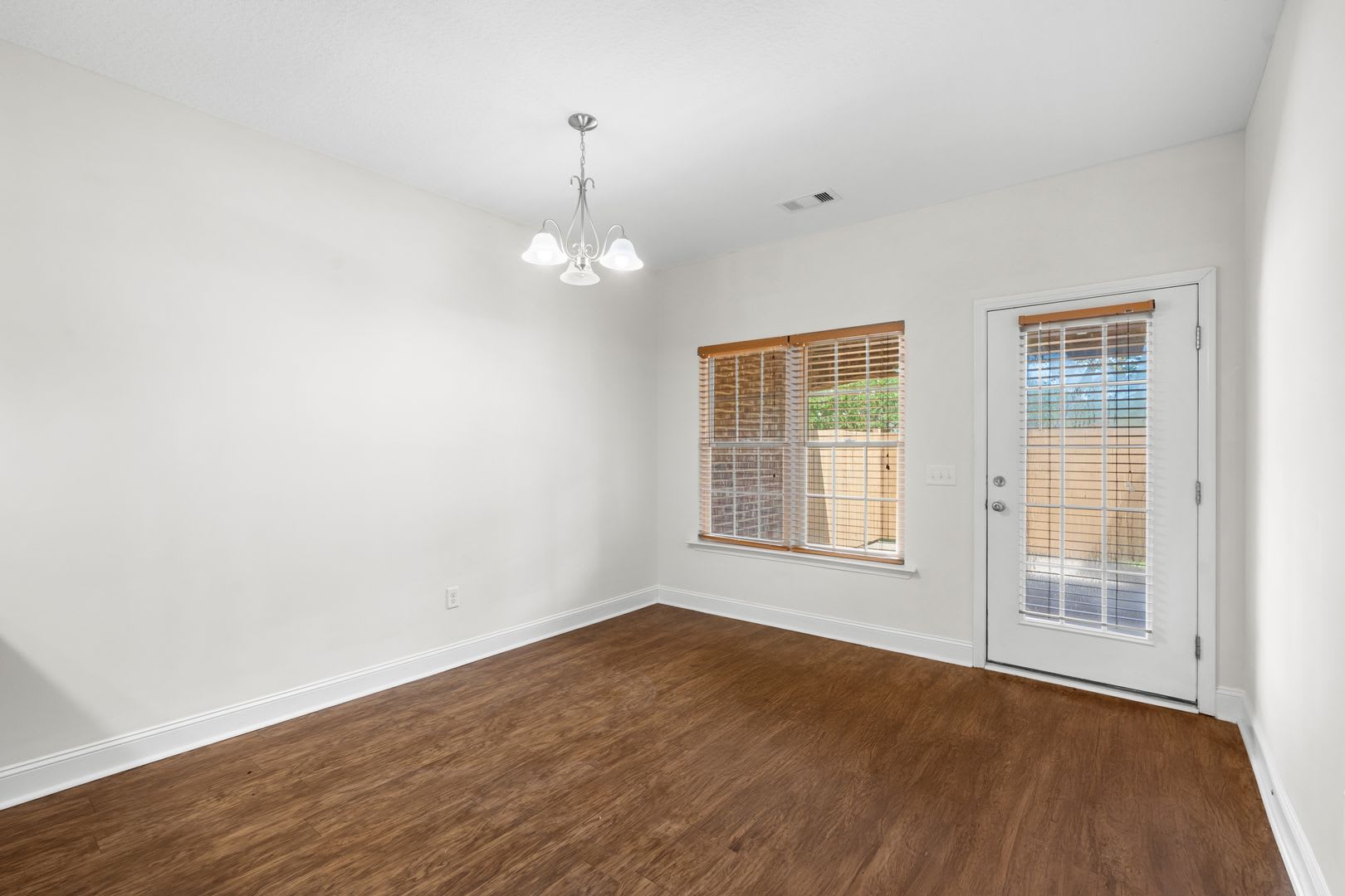 108 Ledbury Cove – photo 5