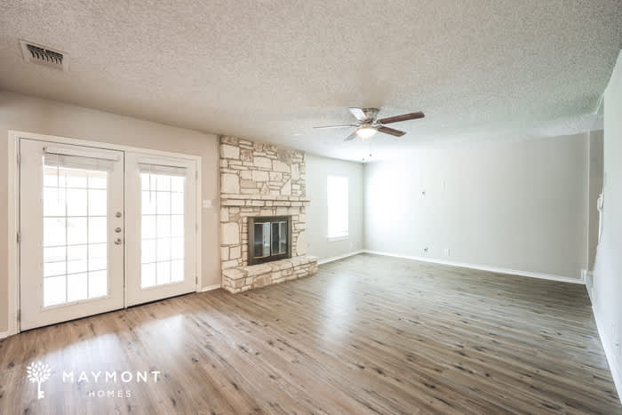 4707 Pebble Glen – photo 5