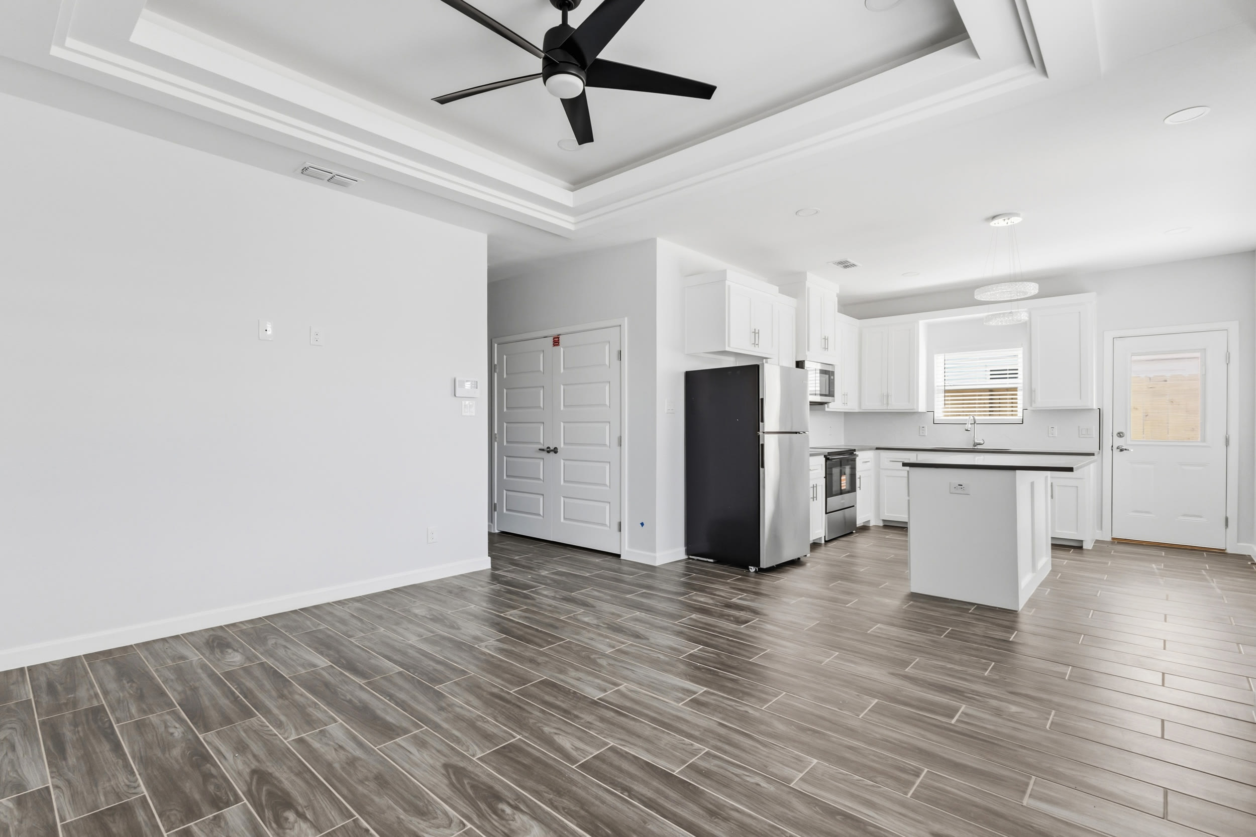 2904 S Links Drive 1 – photo 2