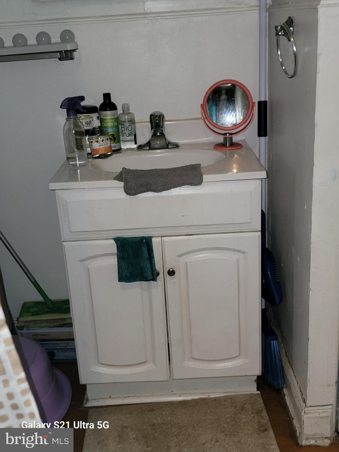 6035 Vine Street – photo 5