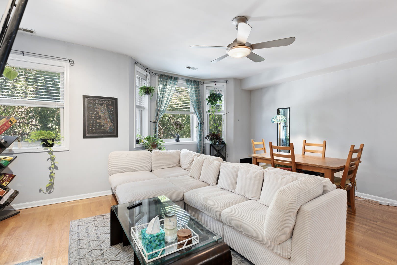 1522 N Bosworth Avenue – photo 4