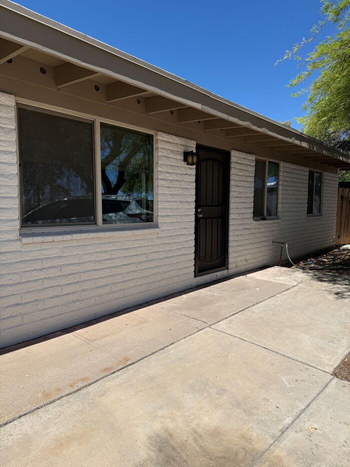 7231 East Irvington Road – photo 2