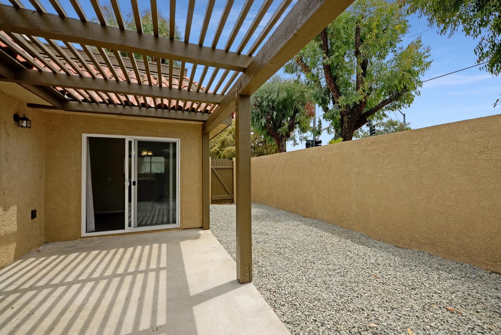 Single Story 2 bedroom &amp; 2 bathroom – photo 5