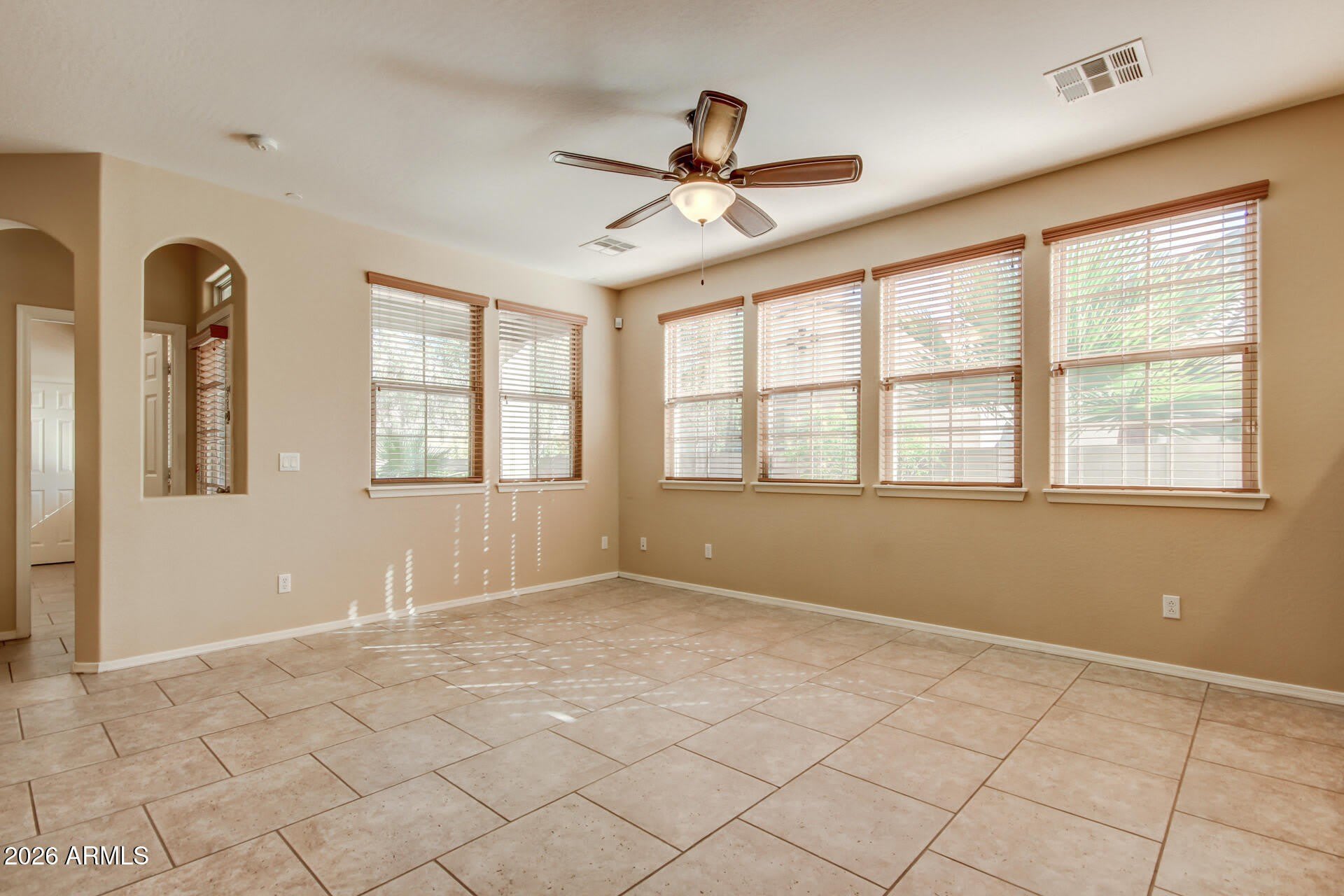 21158 W SYCAMORE Drive – photo 3