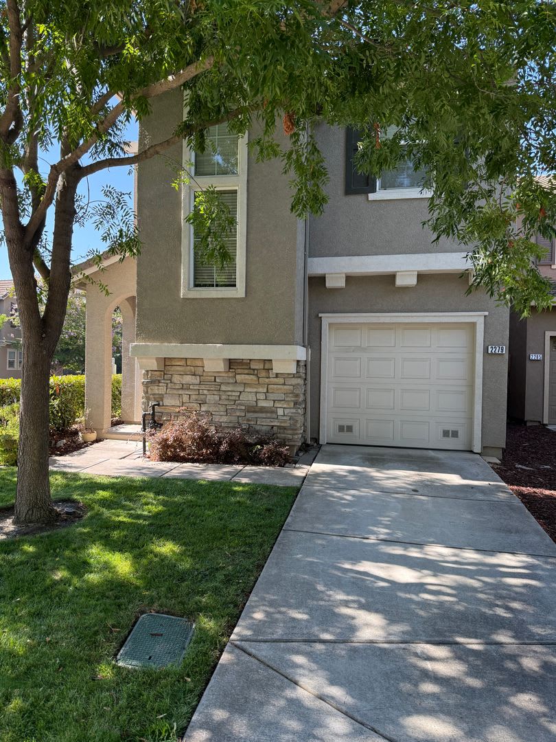 2279 Coffeeberry Rd – photo 1