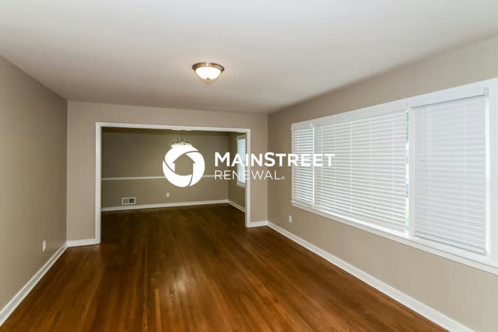 228 28th Avenue Northwest – photo 2