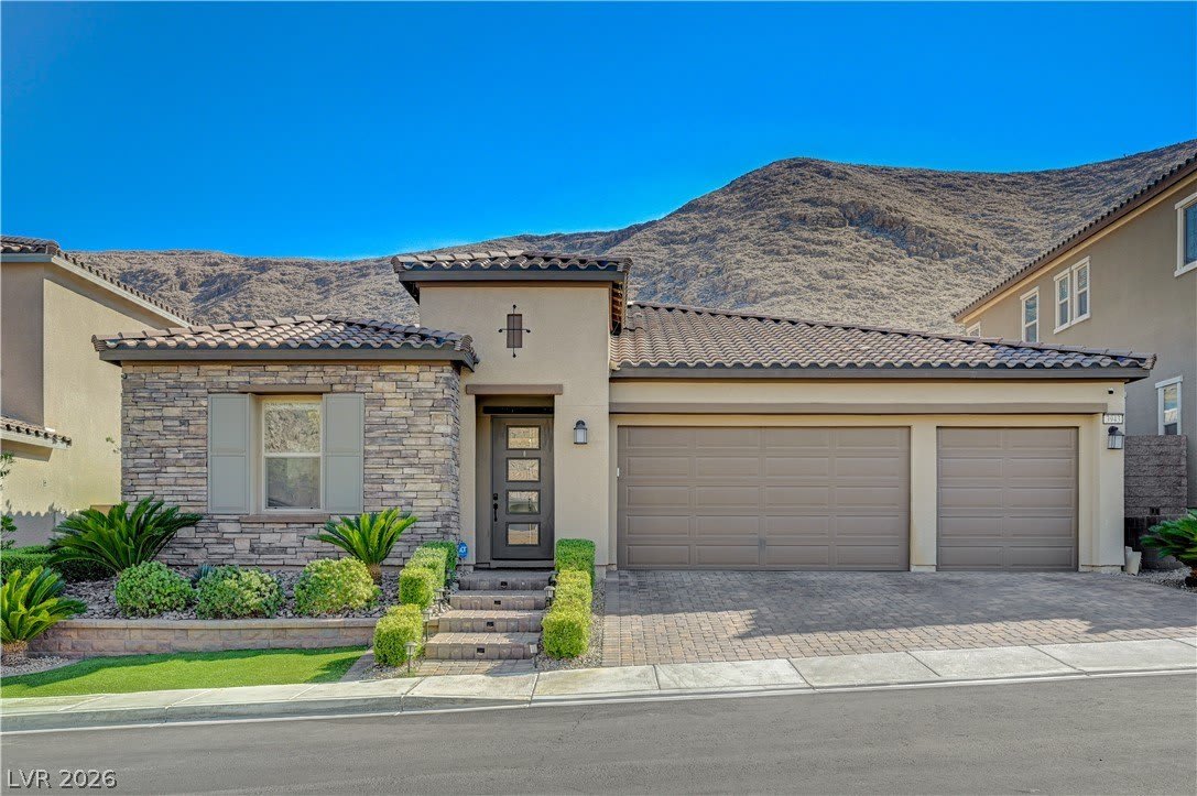 3943 Reyes Avenue – photo 1