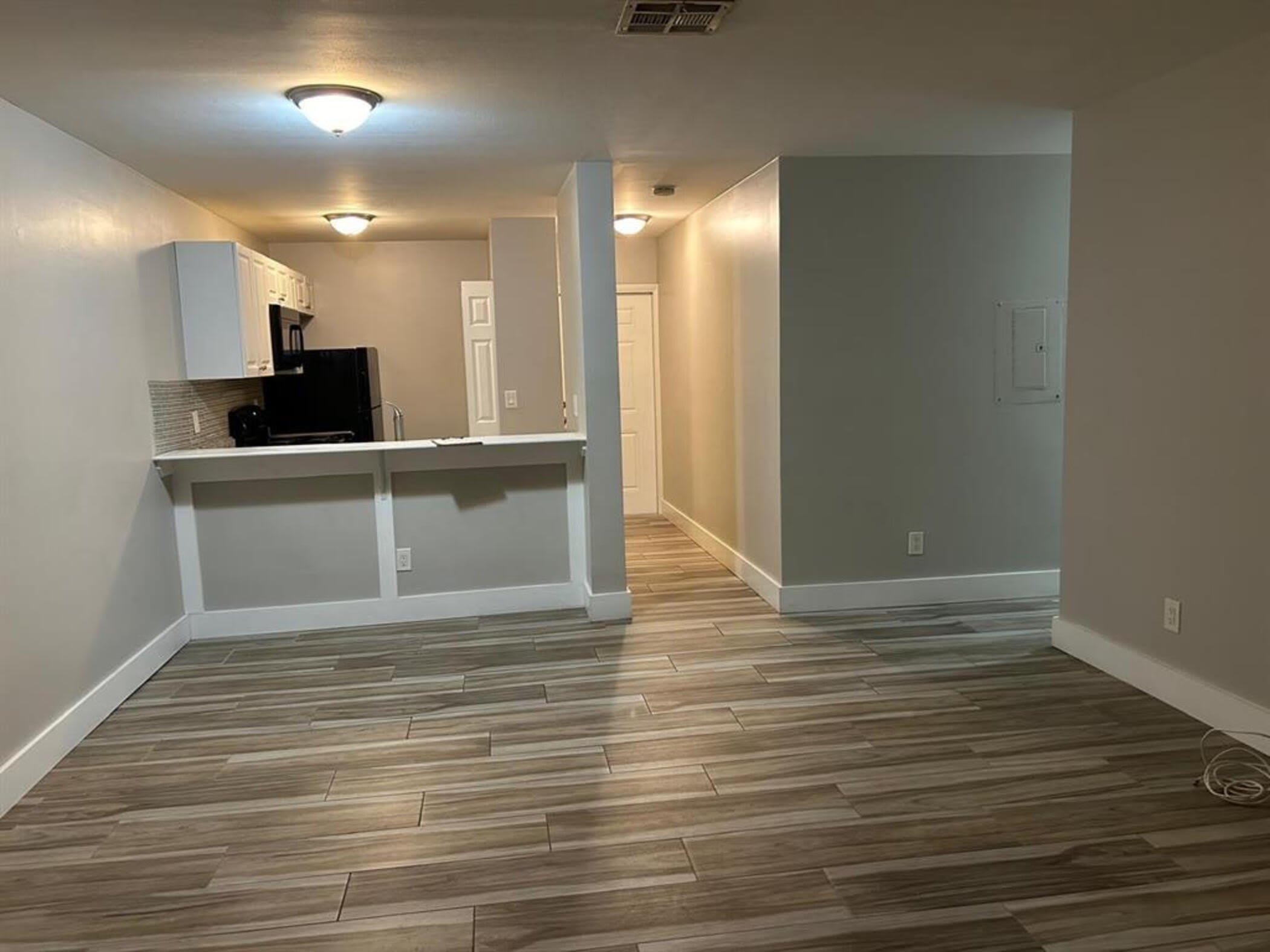11627 NW 35th Court – photo 5