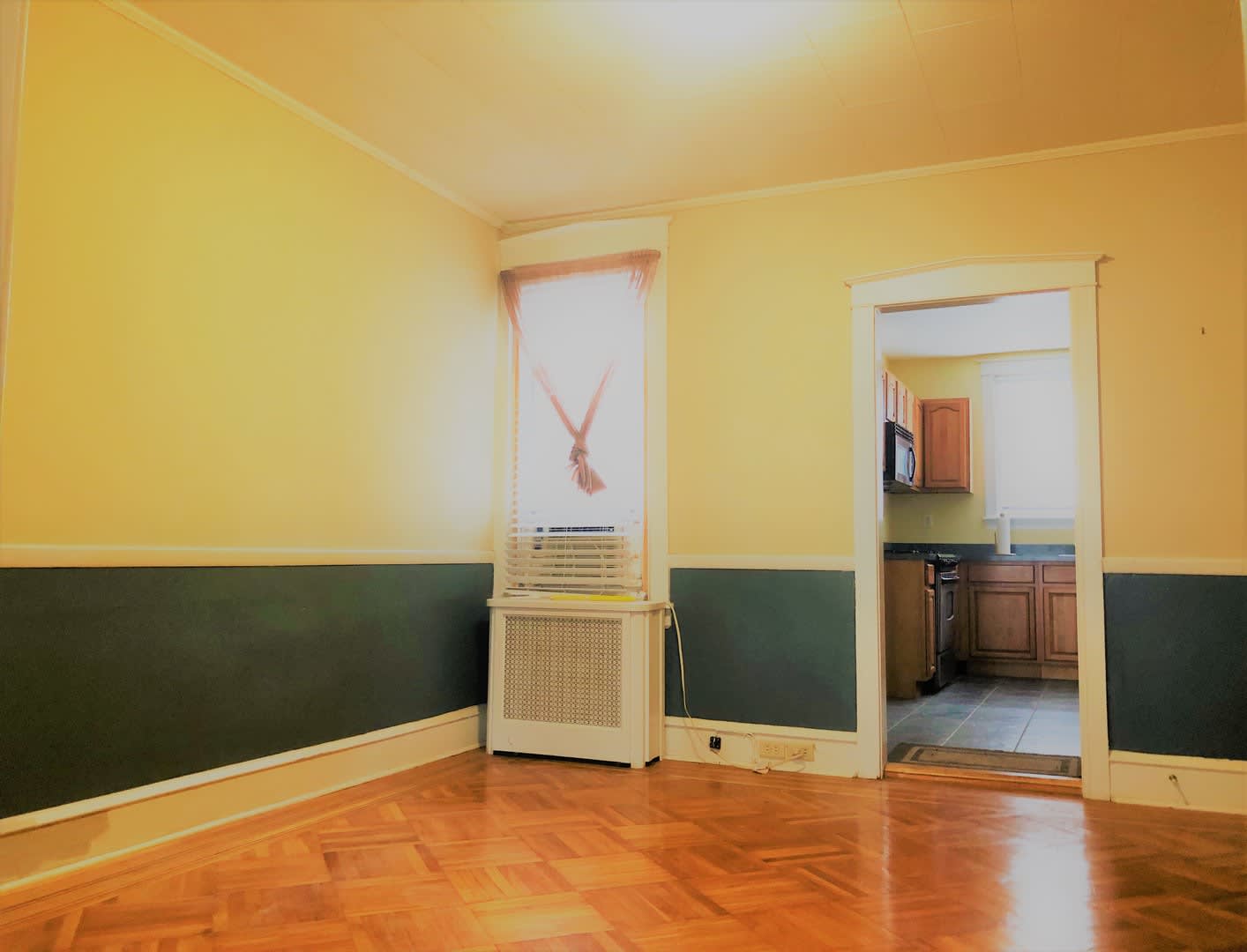 Stunning 3-Bedroom Townhome in Manayunk! Available mid-August! – photo 4