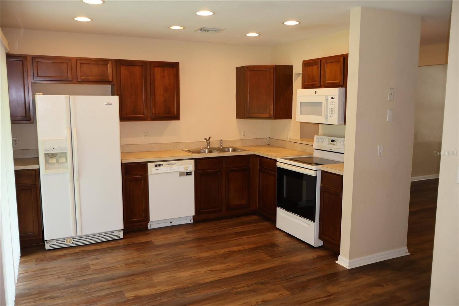 1935 SW 31ST Avenue – photo 5