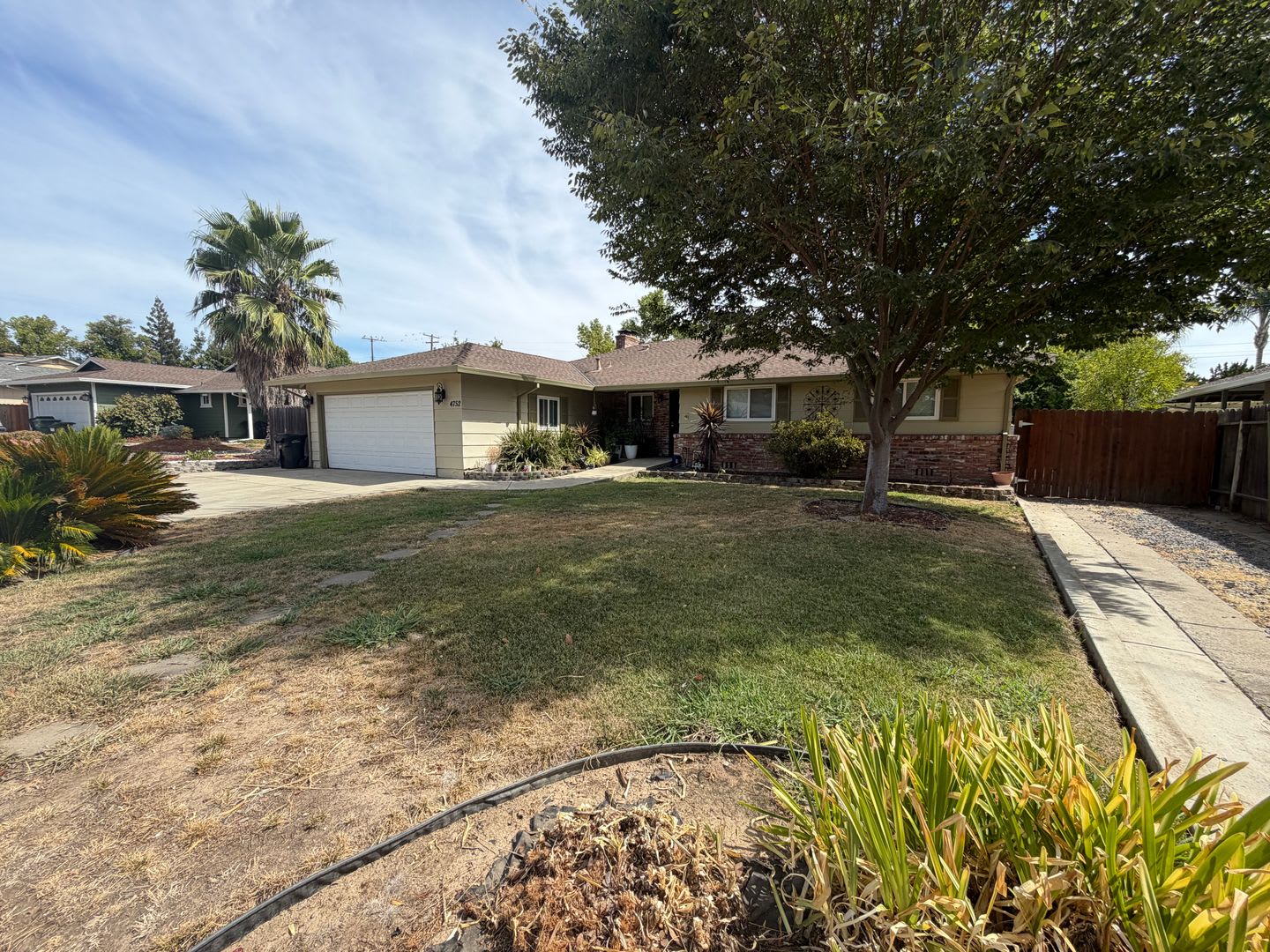 Spacious And Cozy 4 Bedroom 3 Bath Carmichael Area Pre Rent Today – photo 1