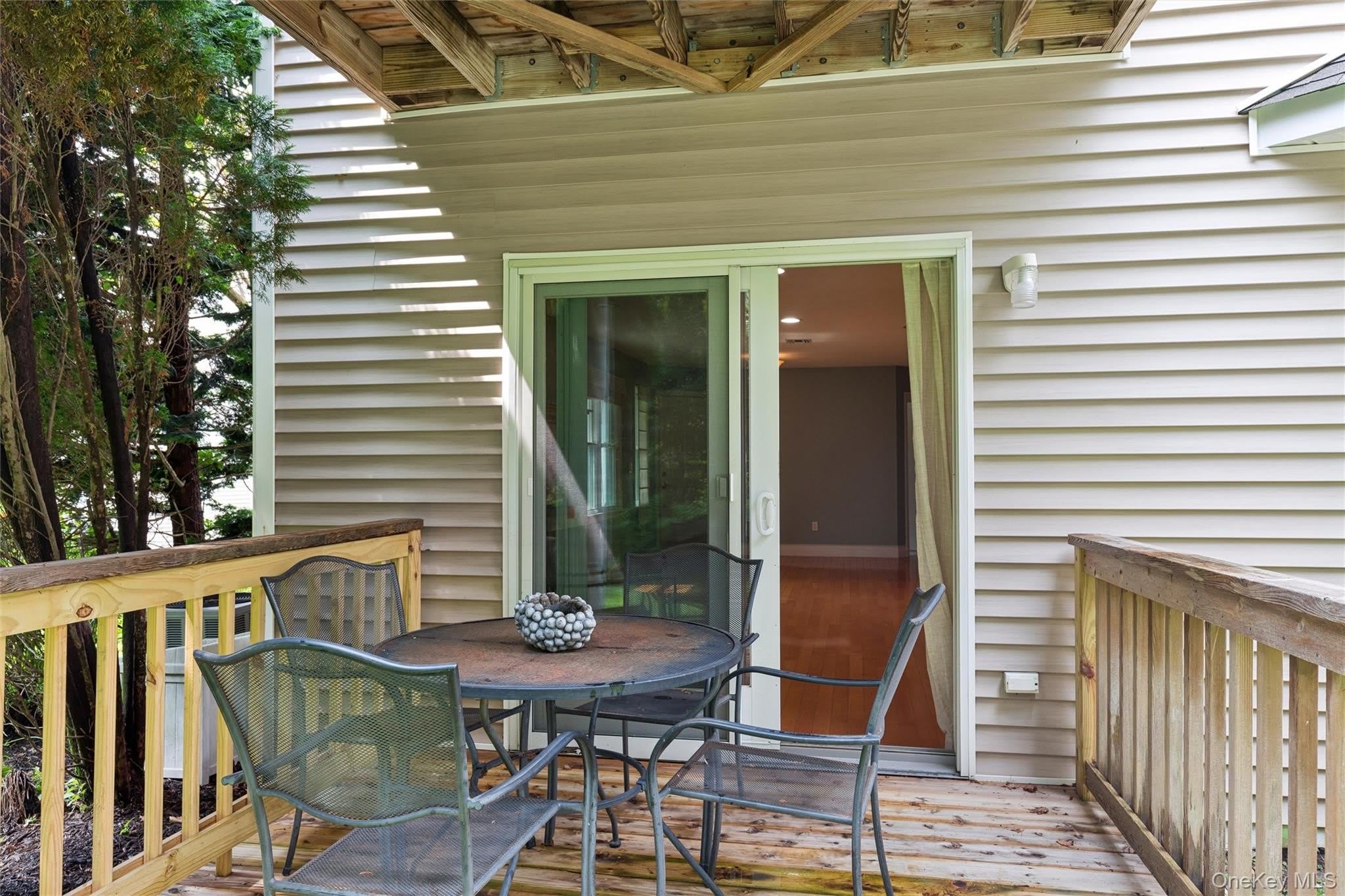 601 Willow Pond Drive – photo 5