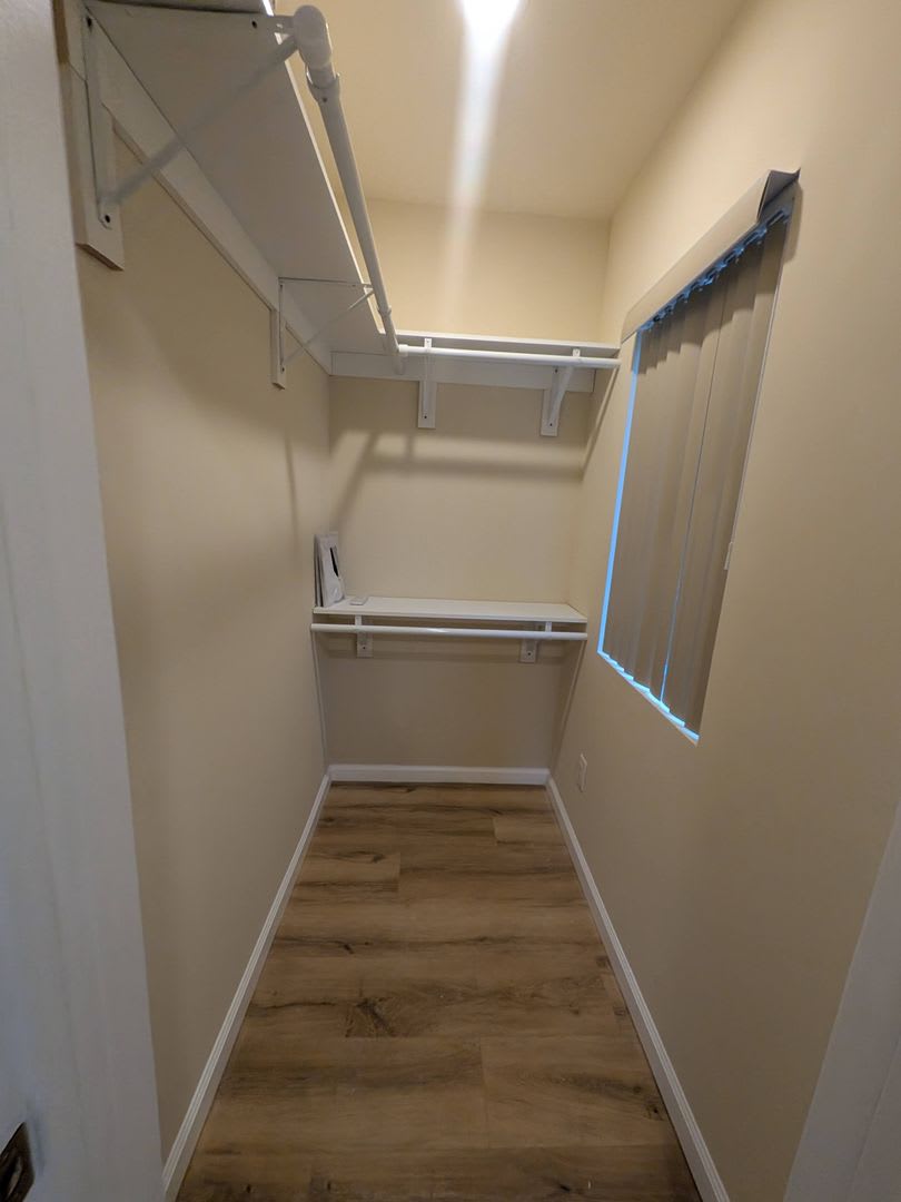 Y – photo 5