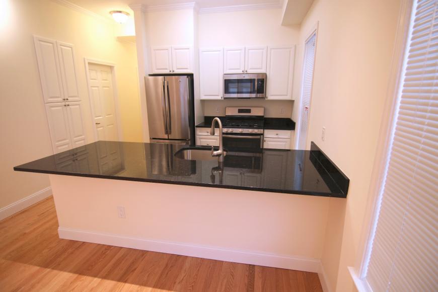 15 Langdon St. – photo 3