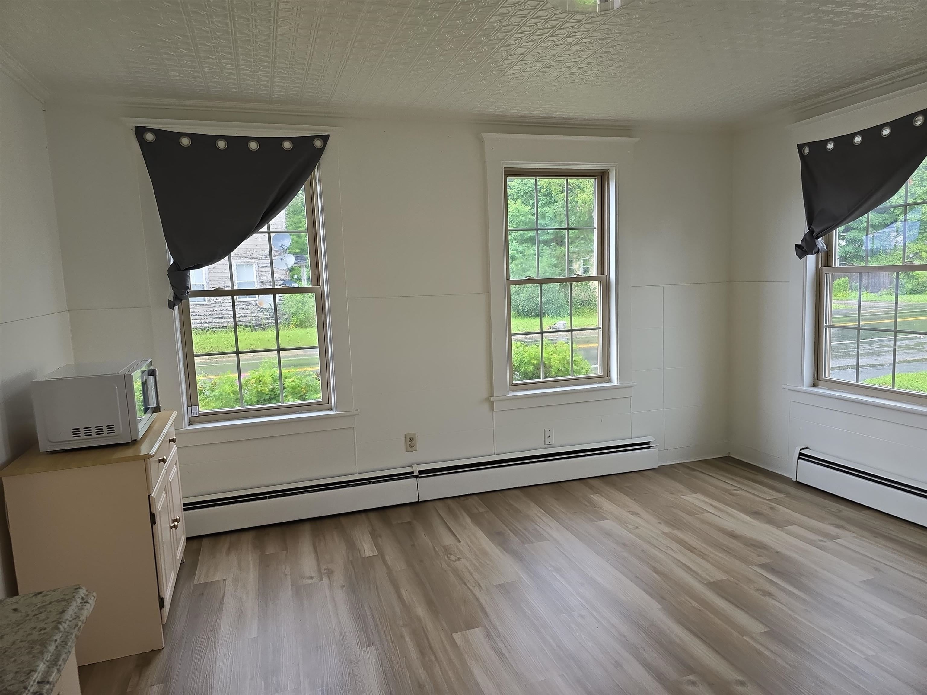 220 Main Street – photo 3