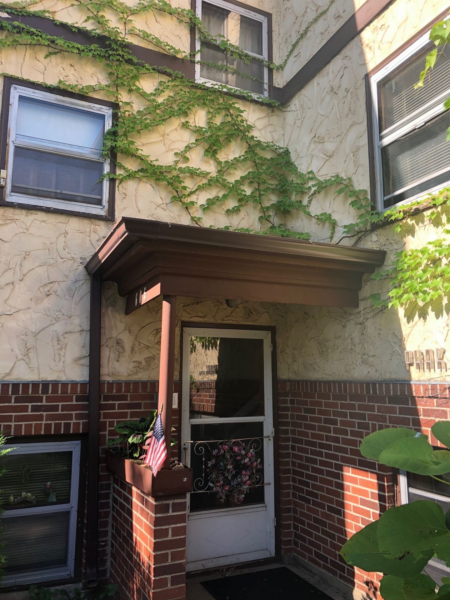 14Th Phillips One Bedroom Apartment Park Apartments – photo 4