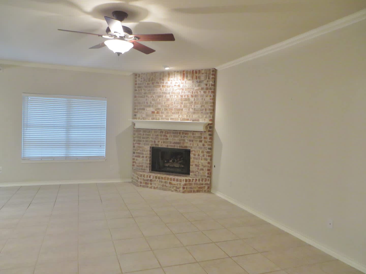 3 Bedroom 2 Bathroom Georgetown Home – photo 5