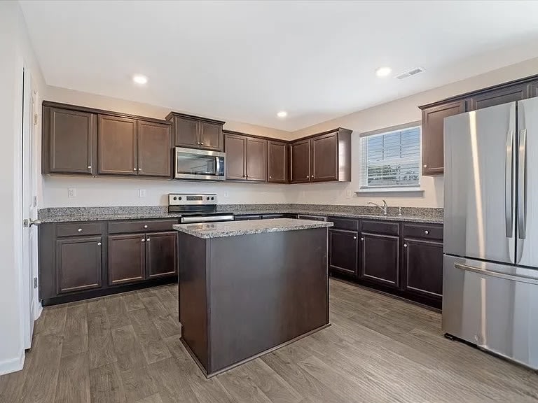 7112 Finnigan Road – photo 3