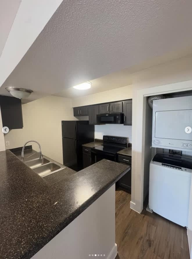 Clarewood Apartments – photo 4