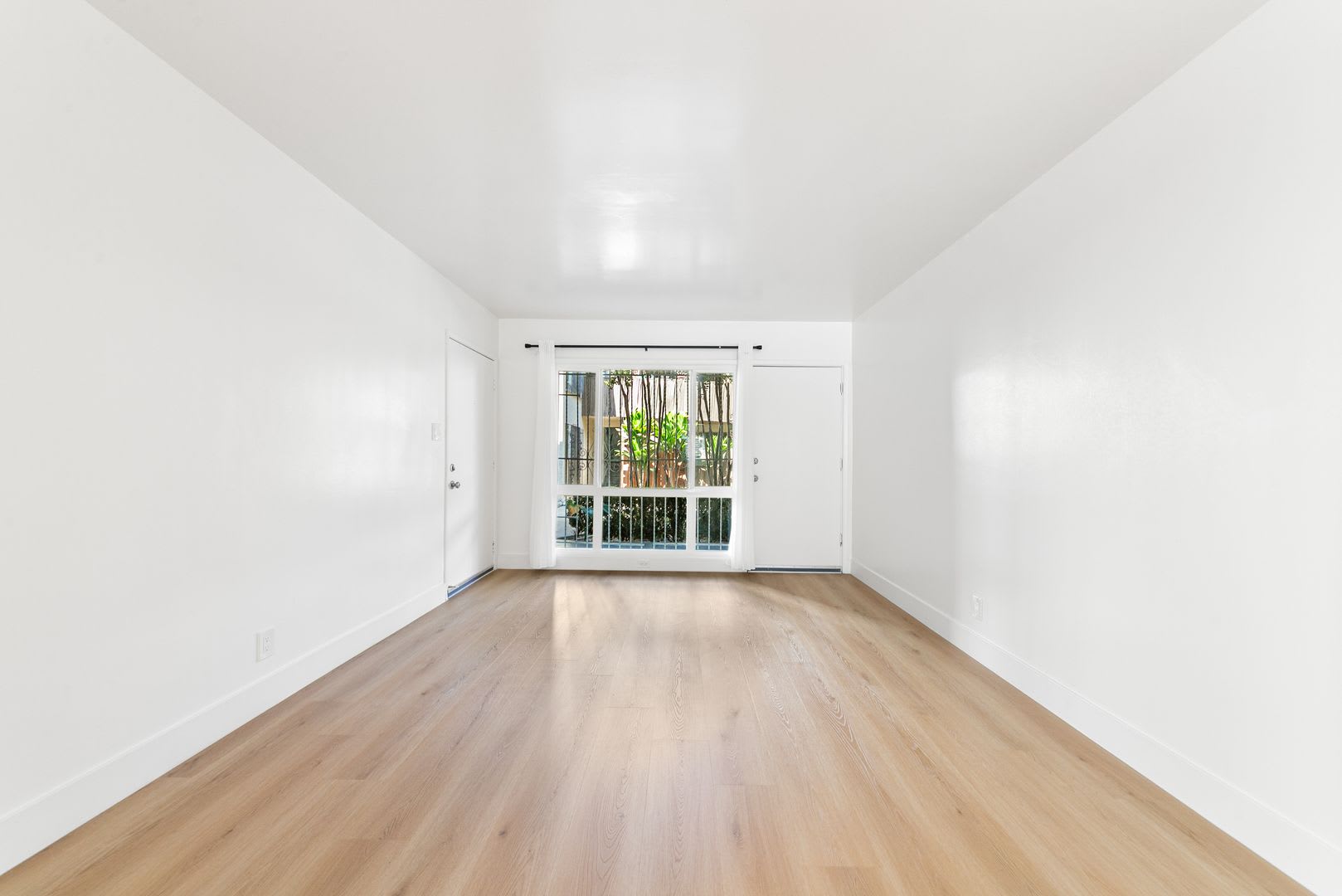 4004 Palmwood Drive – photo 2