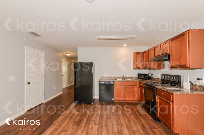 433 Church Avenue Northwest – photo 4