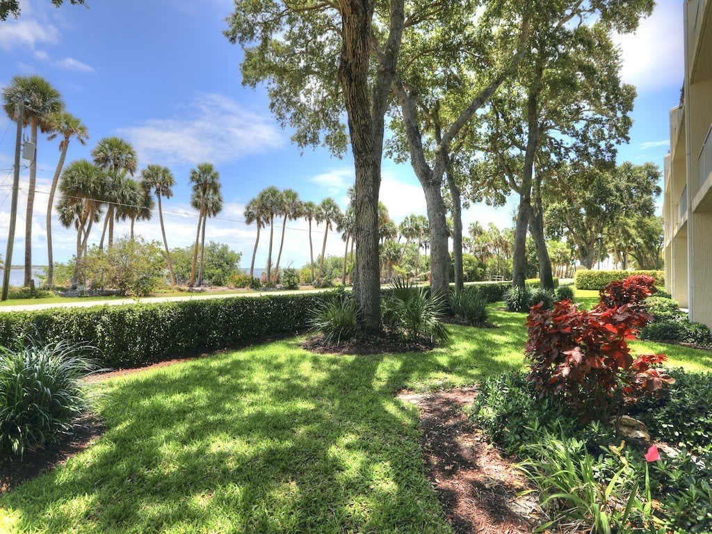 13570 Westport Drive – photo 2