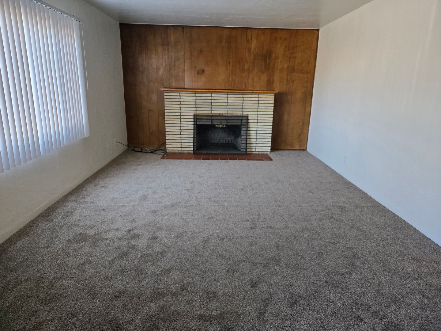 3 Bedroom 2 bathroom minutes from UNM and local shopping – photo 2
