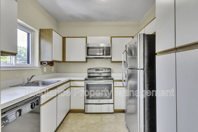 11041 Villaridge Ct – photo 4