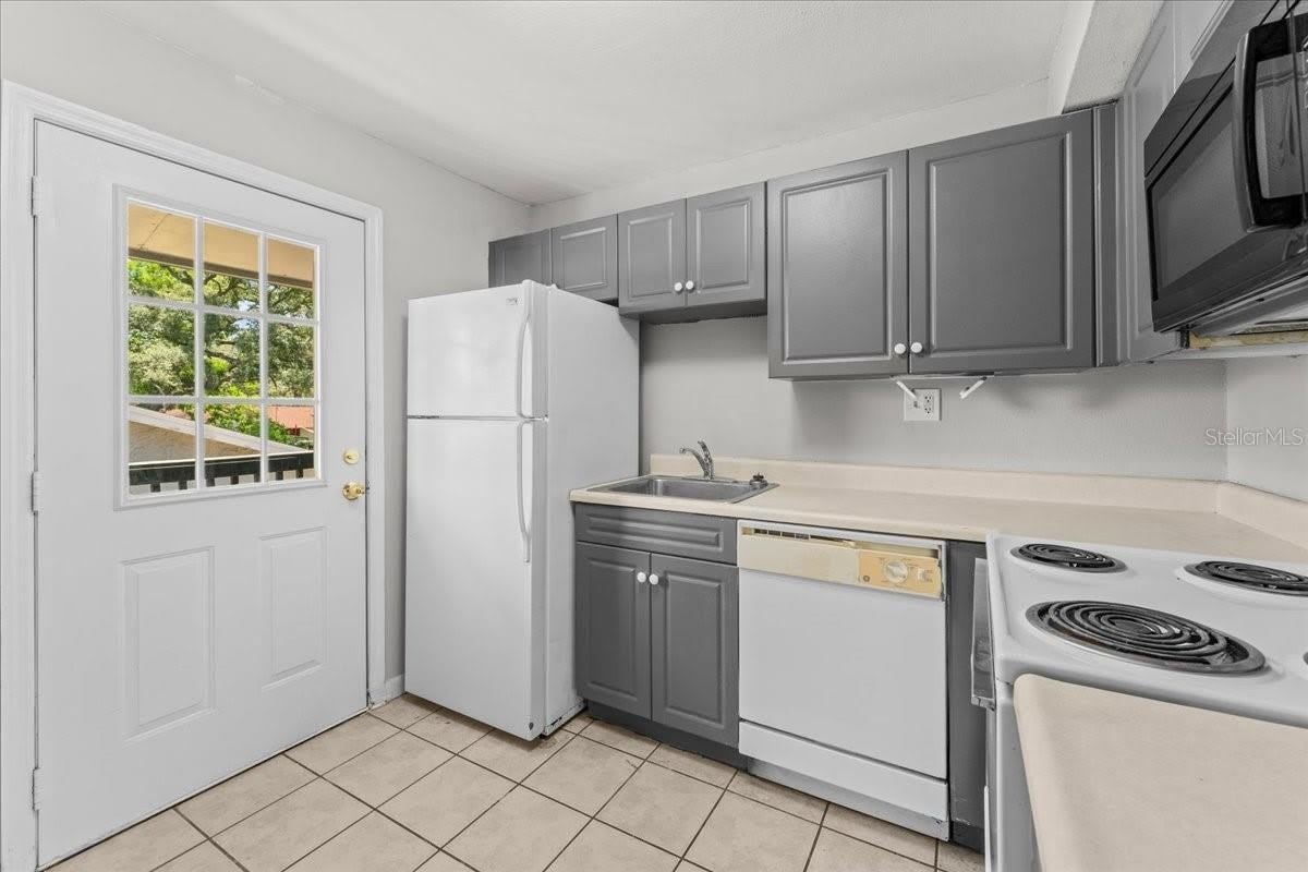 12407 OAK CEDAR Place – photo 3