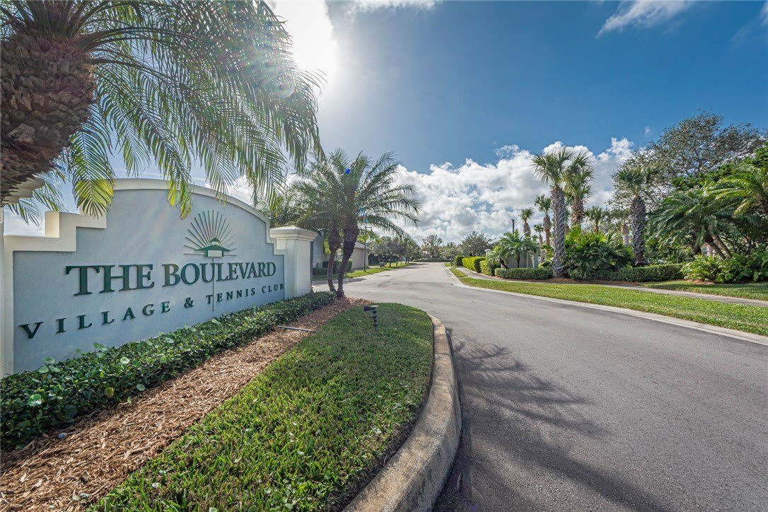 4360 Doubles Alley Drive 104 – photo 1
