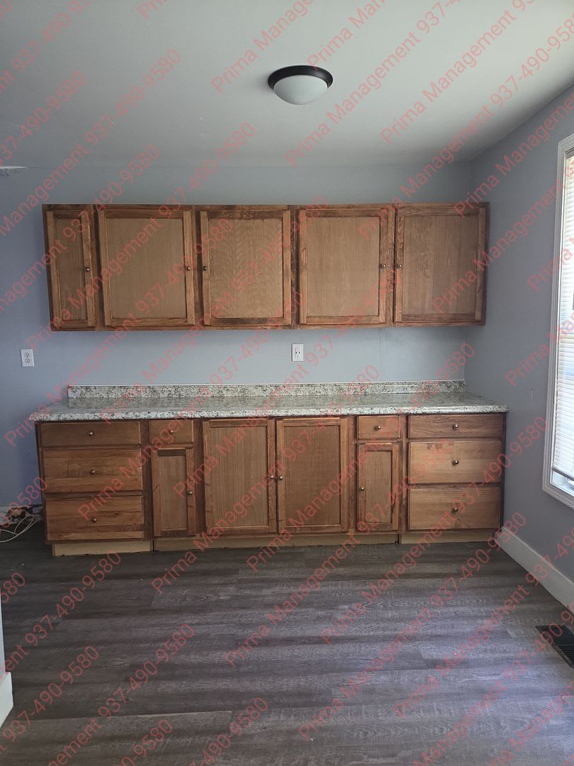 Great 3 bed 2 bath with AC close to everything! – photo 3