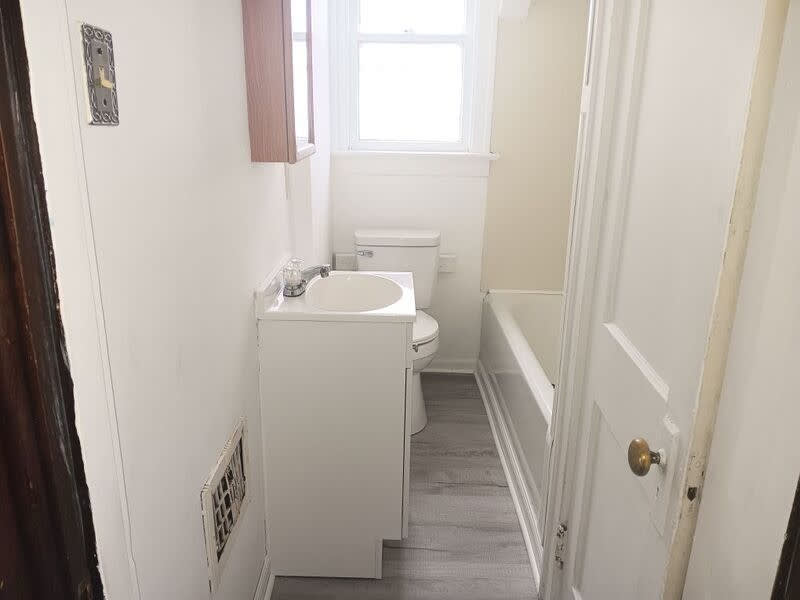 414 S 10th St – photo 4