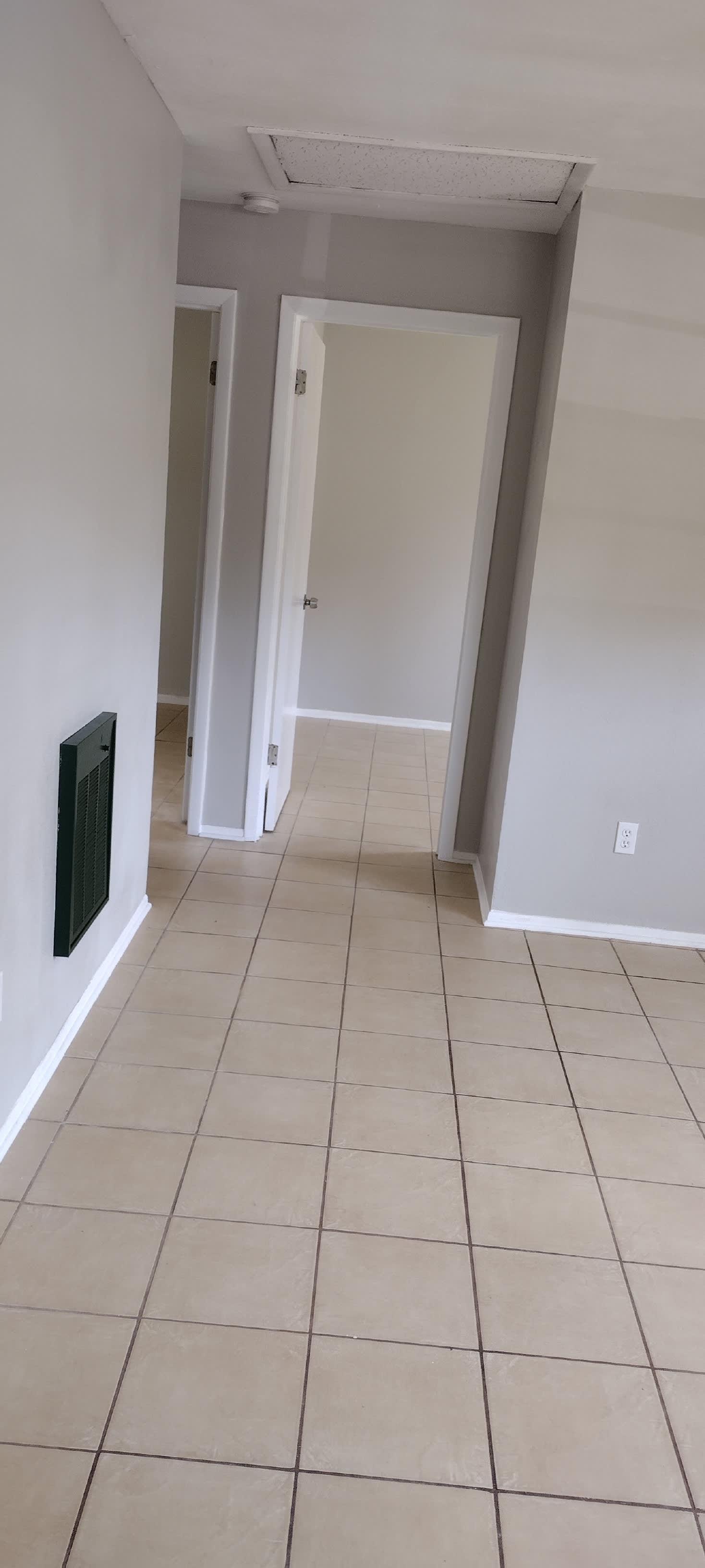 5301 E 18th Ave – photo 4