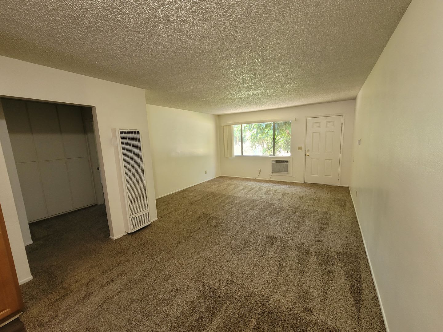 Single-Story 2-Bedroom Duplex Apt Near Downtown Redlands! – photo 2