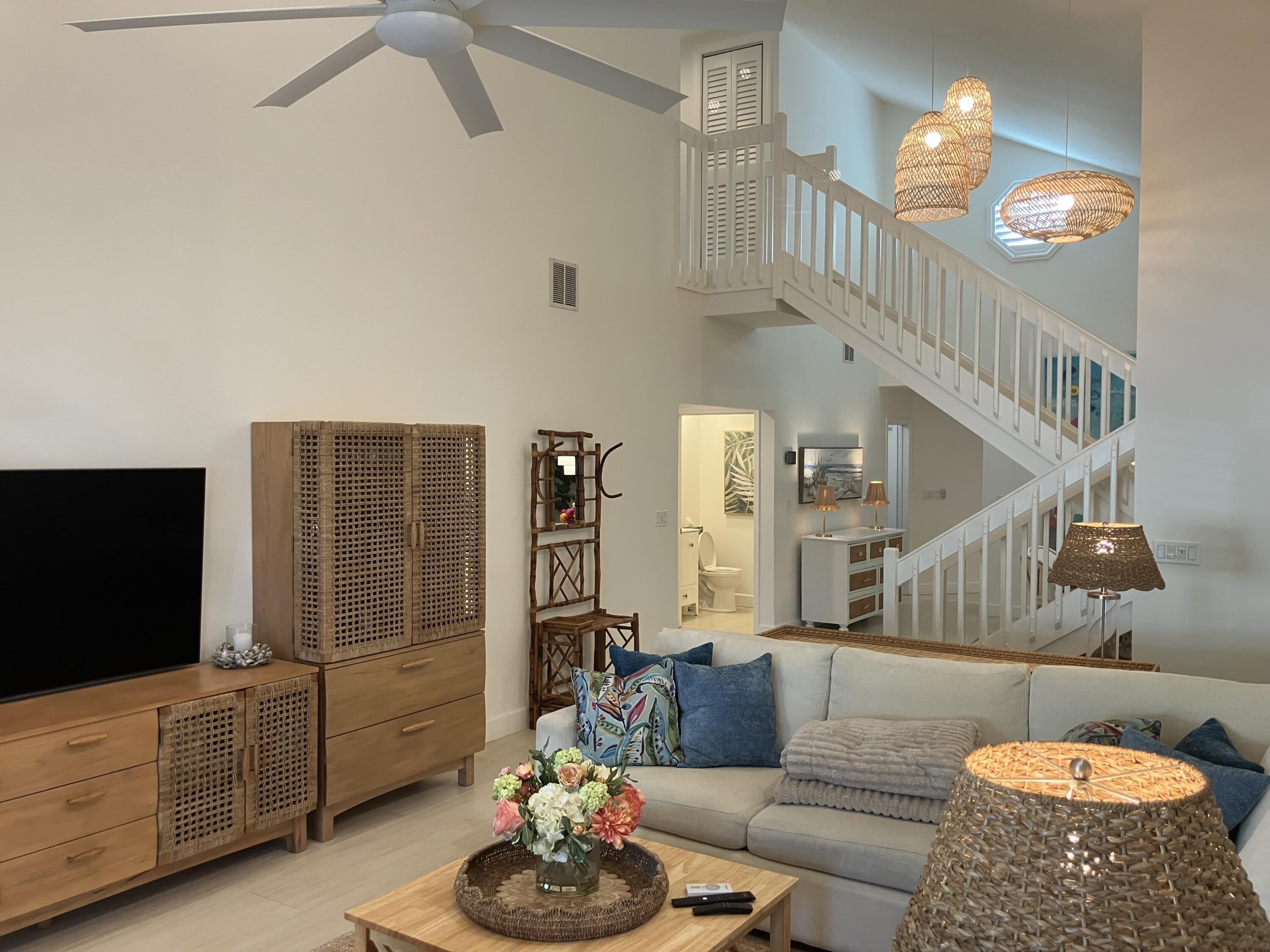 333 Pelican Way – photo 3