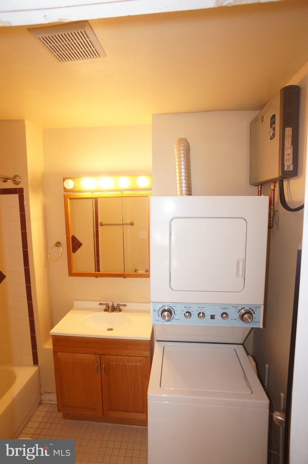 471 M Street NW – photo 4