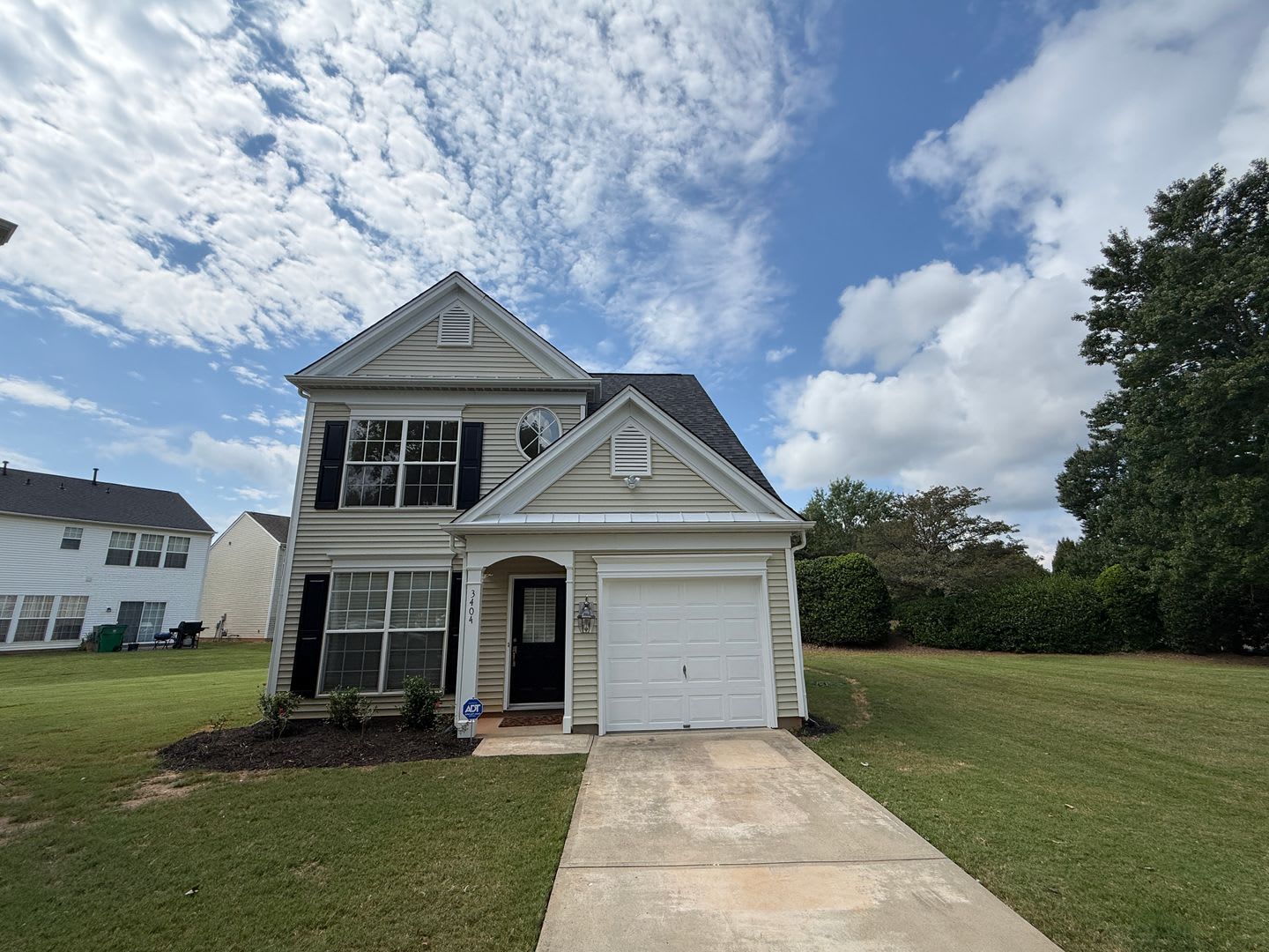 3404 Laurenhurst Lane – photo 1
