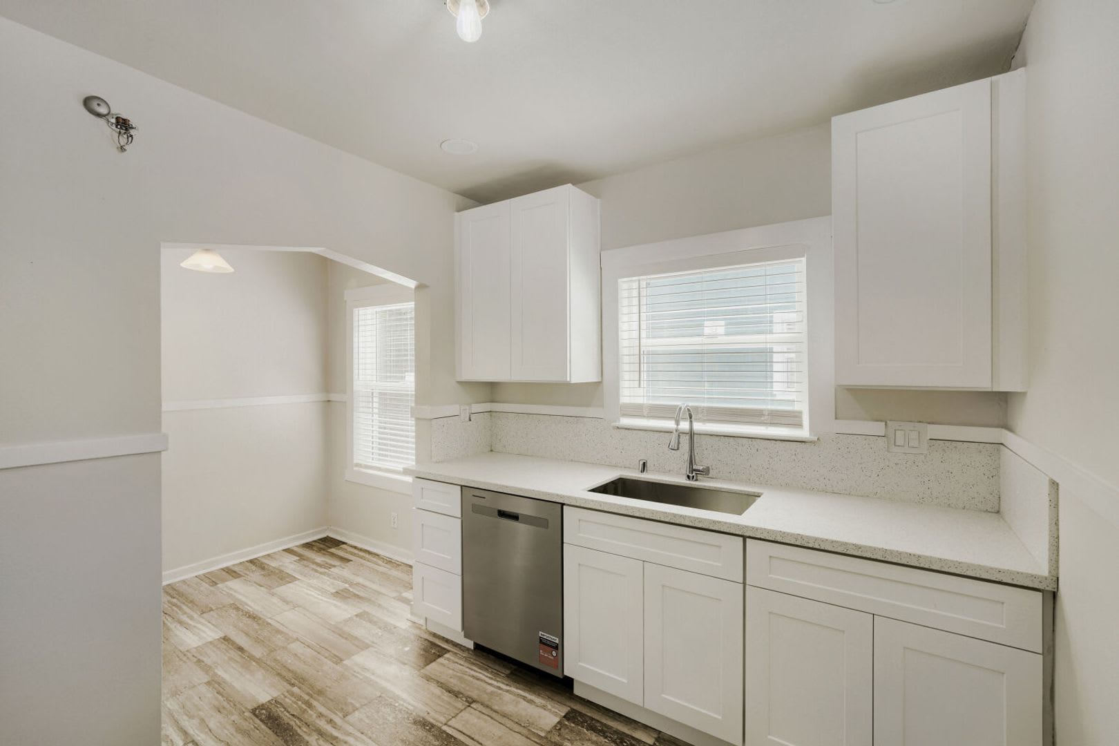 Updated Central District Home – photo 4